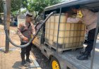 Polisi-Tangani-Kekeringan-di-Winongan-Pasuruan-Sulap-Mobil-Patroli-Jadi-Armada-Air-Bersih